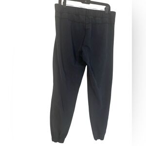 Lululemon On the flay jogger